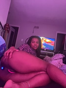 Str8CashXx naked stripping on cam for live sex video chat
