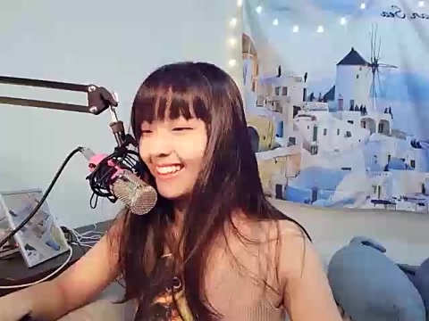 twyu naked stripping on cam for live sex video chat