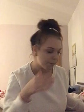 sweetbarbiedoll naked stripping on cam for live sex video chat