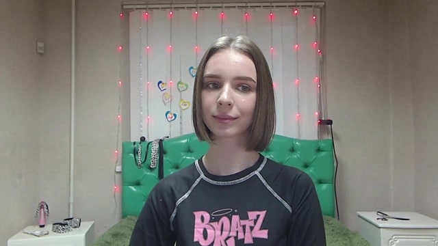 LamaKare naked stripping on cam for live sex video chat
