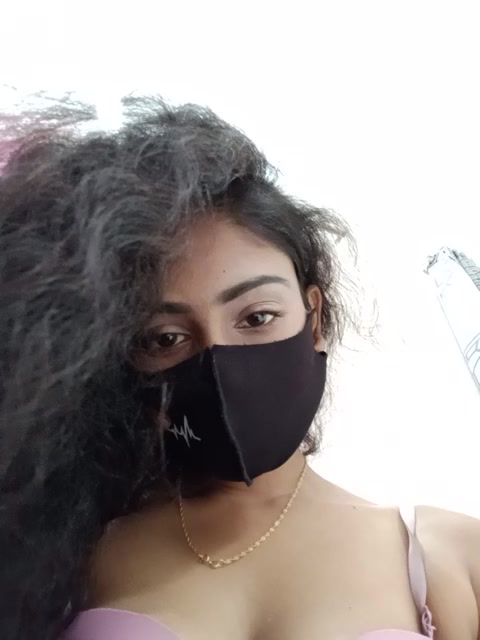 Nipa-Queen naked stripping on cam for live sex video chat
