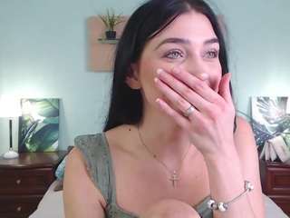 RoxieLips nude on cam – live sex chat
