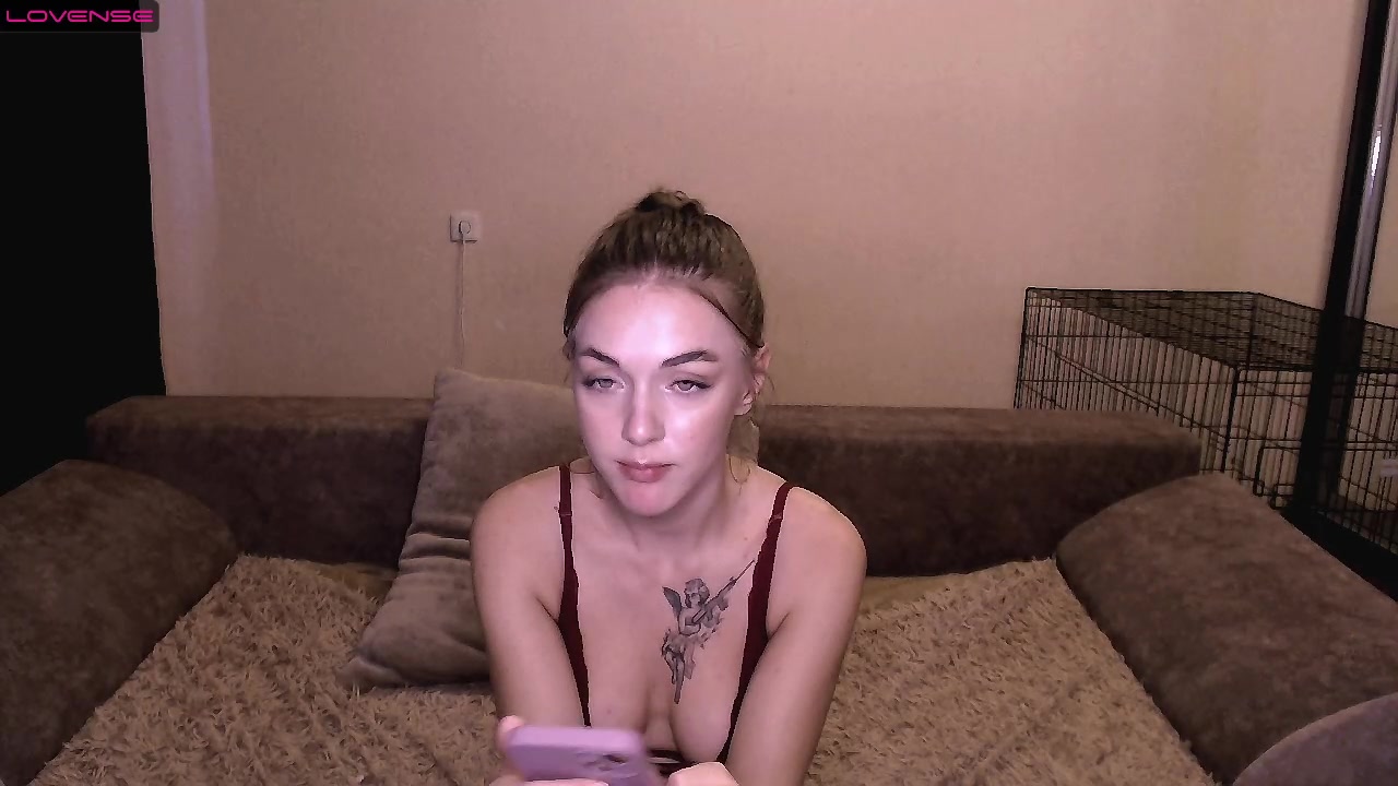 Subsonny naked stripping on cam for live sex video chat