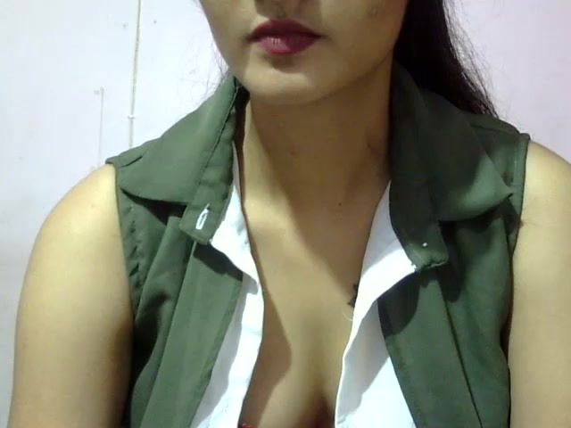 Sweetsalt069 naked stripping on cam for live sex video chat
