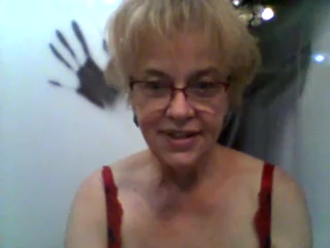 Your_Flame naked stripping on cam for live sex video chat
