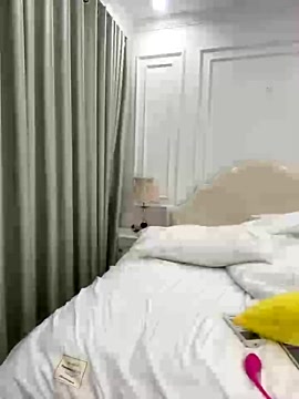 Nekomini naked stripping on cam for live sex video chat