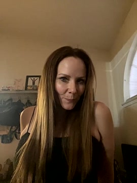 SuperSexualXXX naked stripping on cam for live sex video chat