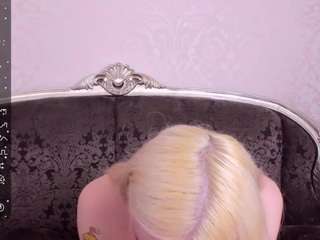PandoraHills nude on cam – live sex chat