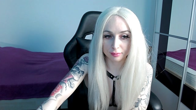 Mila-Sophie naked stripping on cam for live sex video chat