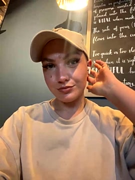 PaulinaSchubert1 naked stripping on cam for live sex video chat