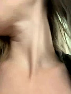 PinkLipsSkye naked stripping on cam for live sex video chat