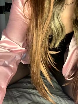 Alba_bianca naked stripping on cam for live sex video chat