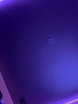 BlaizeyBBy naked stripping on cam for live sex video chat