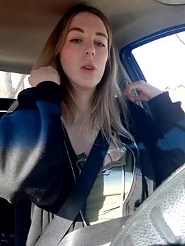 MommmyYummy naked stripping on cam for live sex video chat