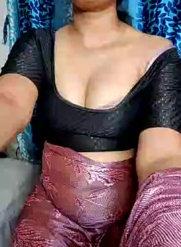 MumbaiMaskGirl naked stripping on cam for live sex video chat