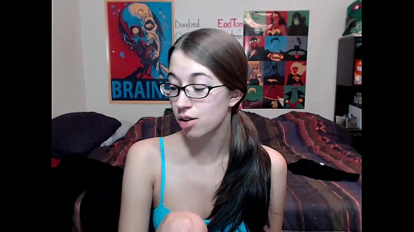 6cam.biz teen alexxxcoal playing on live webcam