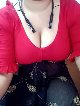 Aish_34 naked stripping on cam for live sex video chat