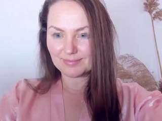 AudreyEmotional nude on cam – live sex chat