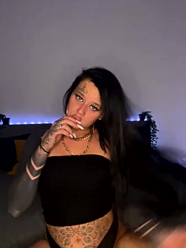 BusenBambi naked stripping on cam for live sex video chat