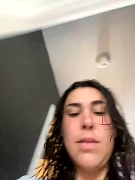 thatRVgirl naked stripping on cam for live sex video chat