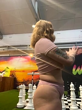 thechrystalsinn naked stripping on cam for live sex video chat