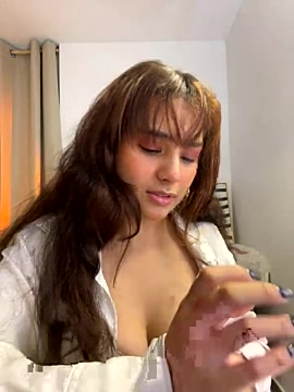 xSelena naked stripping on cam for live sex video chat
