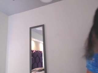 AmyXoLove nude on cam – live sex chat