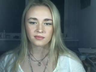 CarmenFlirt nude on cam – live sex chat
