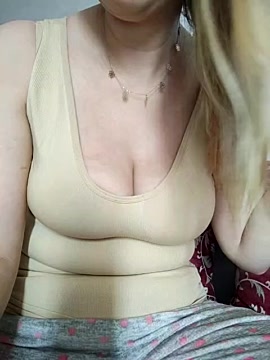 Chirazz naked stripping on cam for live sex video chat