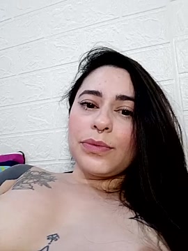 CoralSnake_ naked stripping on cam for live sex video chat