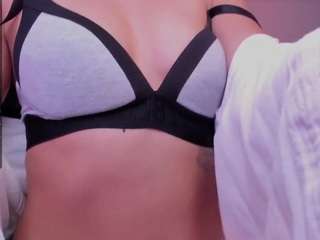Lia Smith nude on cam – live sex chat