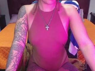 MeryGuell nude on cam – live sex chat