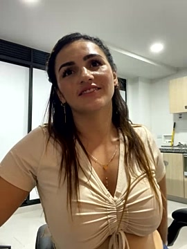samantha_cute02 naked stripping on cam for live sex video chat
