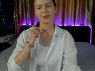 Sandra-Tender nude on cam – live sex chat