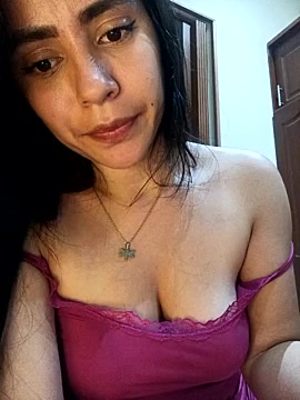 saritha-11 naked stripping on cam for live sex video chat