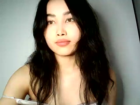 tian_me naked stripping on cam for live sex video chat