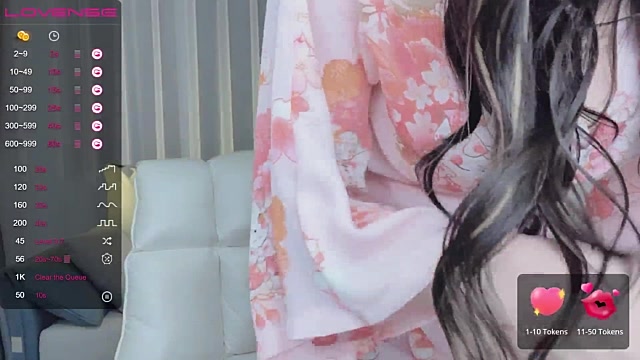 uuxiaocai naked stripping on cam for live sex video chat