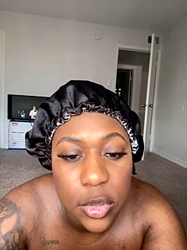 XxMidnightEssencexX naked stripping on cam for live sex video chat