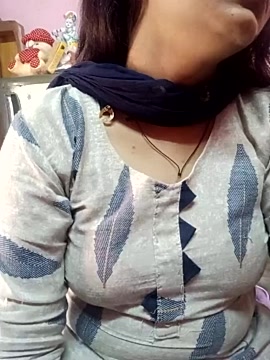 Cute_nidhi naked stripping on cam for live sex video chat