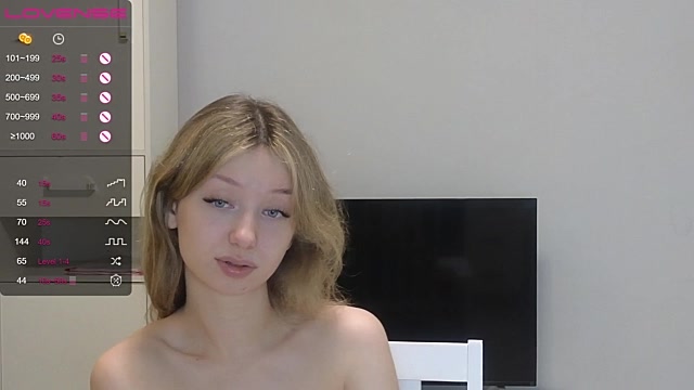 EvaJams naked stripping on cam for live sex video chat
