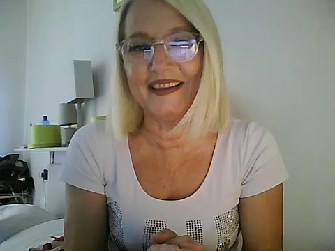 kikkastar naked stripping on cam for live sex video chat