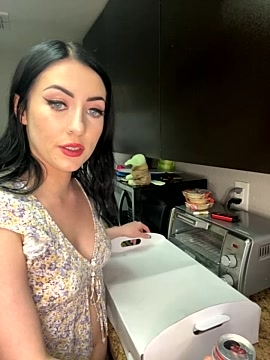 marleymaxwell naked stripping on cam for live sex video chat