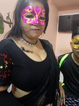 Night_Pari naked stripping on cam for live sex video chat