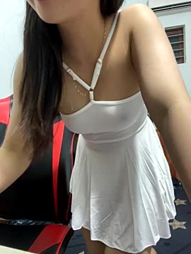 vyvy_sweet naked stripping on cam for live sex video chat