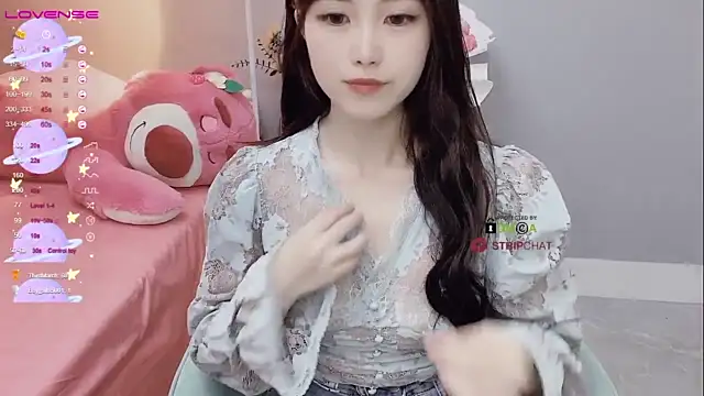 HE-HE-HE naked stripping on cam for live sex video chat