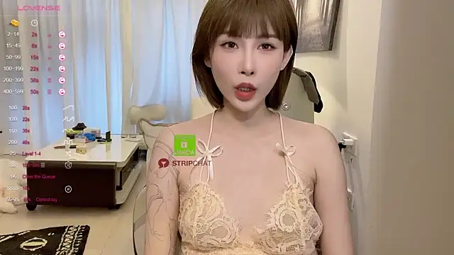LiSim-m naked stripping on cam for live sex video chat