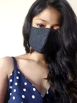 Sakshi_bhabi naked stripping on cam for live sex video chat