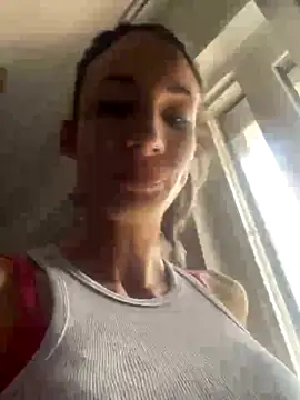 LaBombaofficial naked stripping on cam for live sex video chat