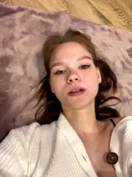 Mia_LoveU_ naked stripping on cam for live sex video chat