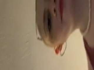 Ur fav college babe nude on cam – live sex chat